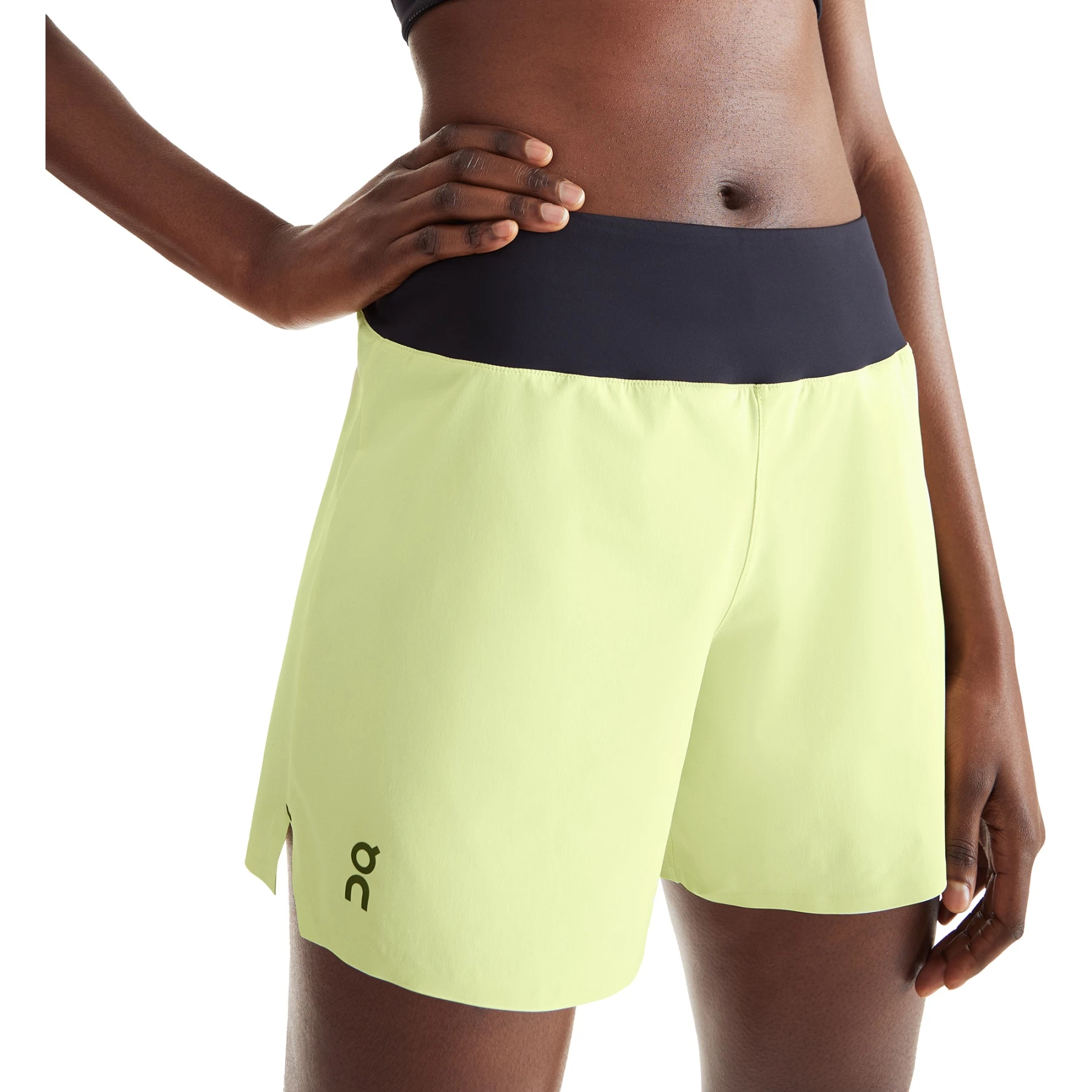 On Running On 5 Inch Running Shorts Dames Hardloopshort - Hay & Black 3 On Running On 5 Inch Running Shorts Dames Hardloopshort - Hay & Black - Afbeelding 3