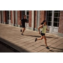 On Running On Cloudstratus Women Running Shoe - Black -ON RUNNING Winkel on cloudstratus women running shoe black 7 1105438