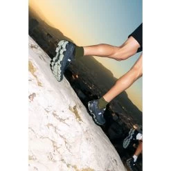 On Running On Cloudventure Trail Hardloopschoenen - Black & Reseda -ON RUNNING Winkel on cloudventure running shoe black reseda 3 1028385