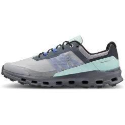 On Running On Cloudvista Heren Trail Hardloopschoenen - Alloy & Black 8 On Running On Cloudvista Heren Trail Hardloopschoenen - Alloy & Black -ON RUNNING Winkel on cloudvista trailrunning shoe alloy black 6 1456340