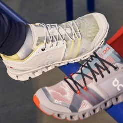 On Running On High Sock Women - Limelight & Ice -ON RUNNING Winkel on high sock women limelight ice 2 1031566