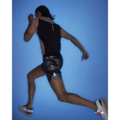 On Running On Lightweight Shorts Lumos Hardloopbroek - Zwart -ON RUNNING Winkel on lightweight shorts lumos black 4 1554810