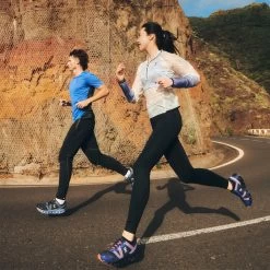 On Running On Zero Jacket Dames Hardloopjack - Undyed-White & Cobalt -ON RUNNING Winkel on performance t running shirt cobalt black 9 1427163