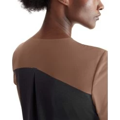 On Running On Performance-T Dames Hardloopshirt - Cocoa & Zwart -ON RUNNING Winkel on performance t women running shirt cocoa black 7 1568872