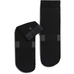 On Running On Ultralight Mid Sock Women - Black & White -ON RUNNING Winkel on running ultralight mid sock black white 1 1264028