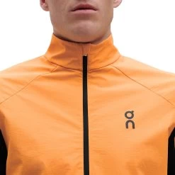 On Running On Trail Breaker Long Sleeve Running Shirt - Mango & Black -ON RUNNING Winkel on trail breaker long sleeve running shirt mango black 7 1278763