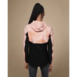 On Running On Weather Lumos Dames Hardloopjack - Woodrose & Black 8 On Running On Weather Lumos Dames Hardloopjack - Woodrose & Black -ON RUNNING Winkel on weather lumos laufjacke damen woodrose 3 1558288